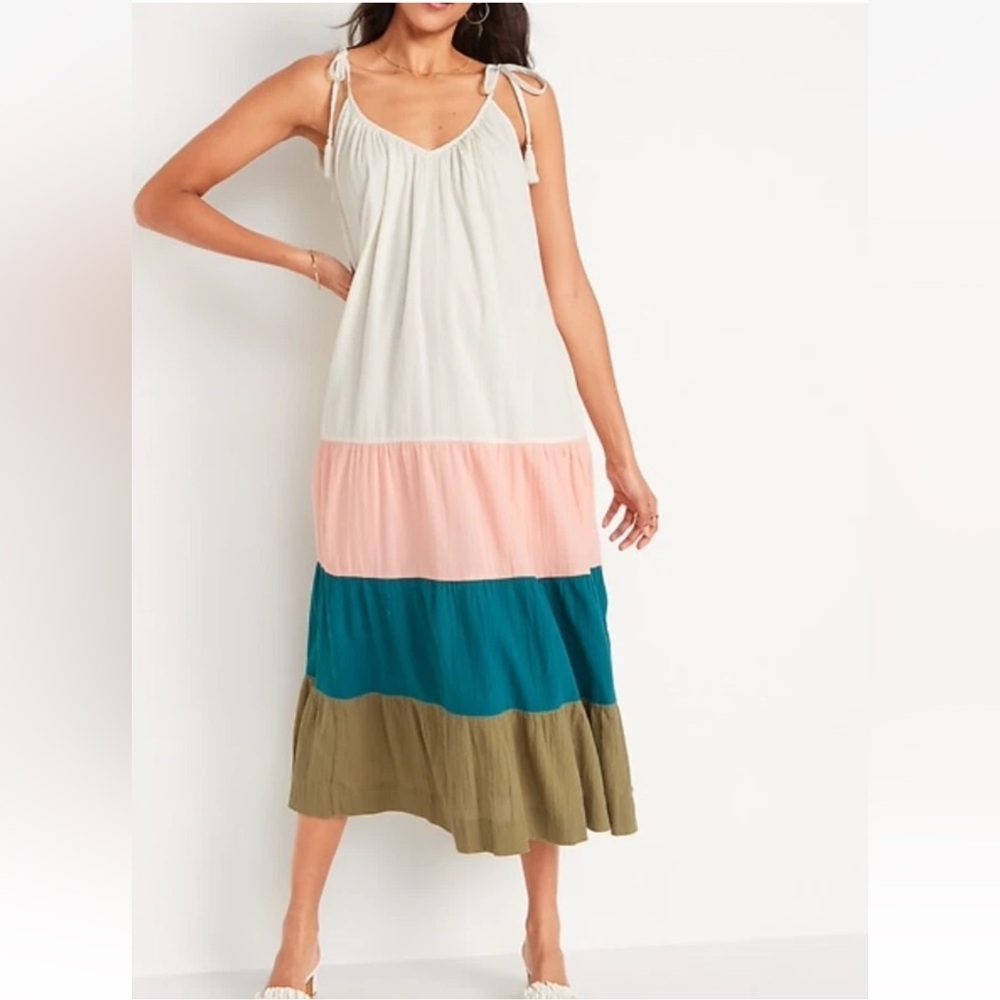 100% Cotton NWOT, tiered maxi dress, feminine, lightweight, boho, versatile